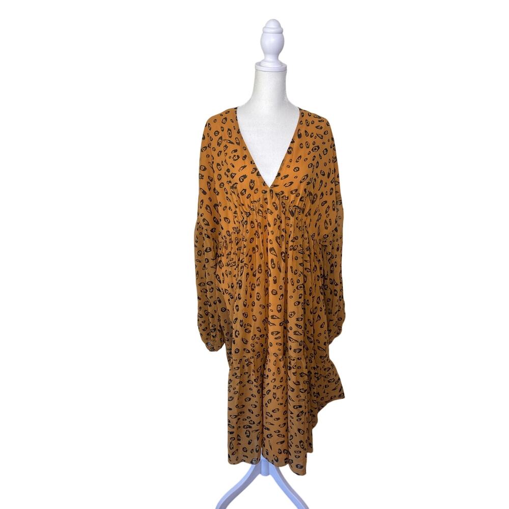 FAME AND PARTNERS V Neck Long Sleeve Tiered Cheeta Print Dress Size 10